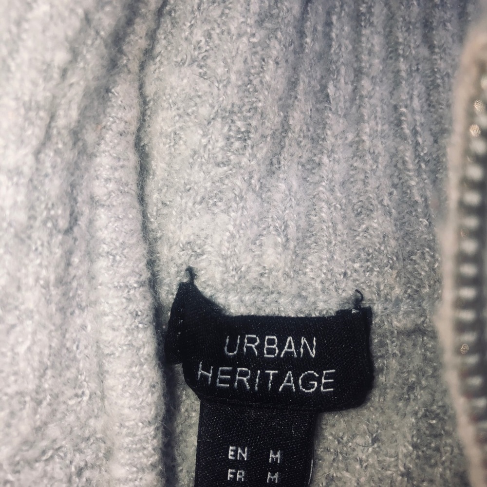 super cute only worn once or twice !